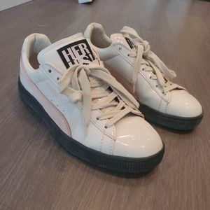 PUMA SNEAKER